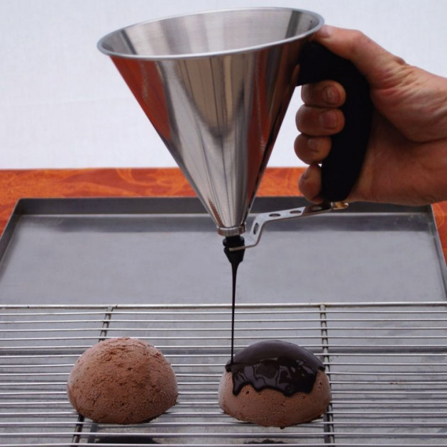 Embudo para preparaciones líquidas 