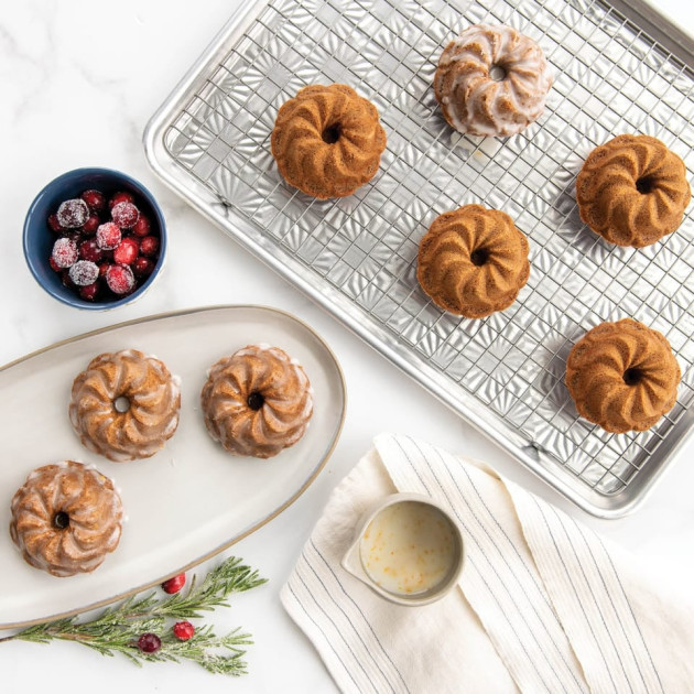 Molde Bundtlette Pan Pirouette (x6) Gold Nordic Ware 