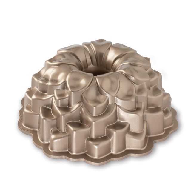 Molde Bundt Cake Blossom Toffee Nordic Ware 